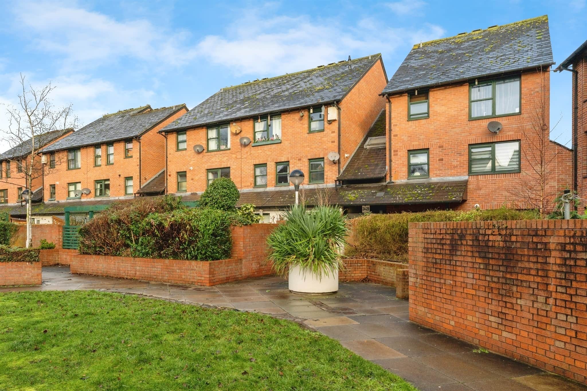 Property photo 0