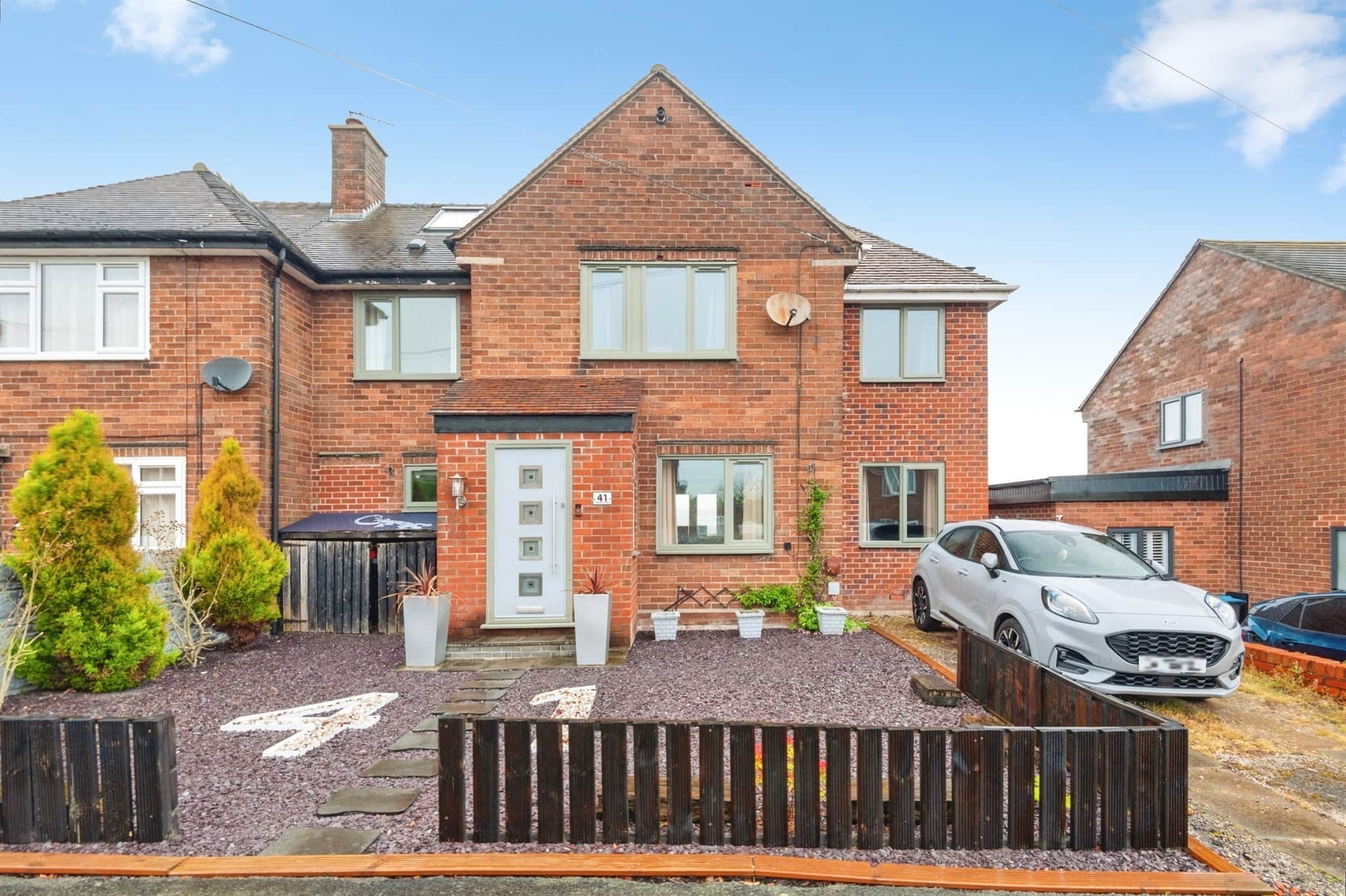 Property photo 0
